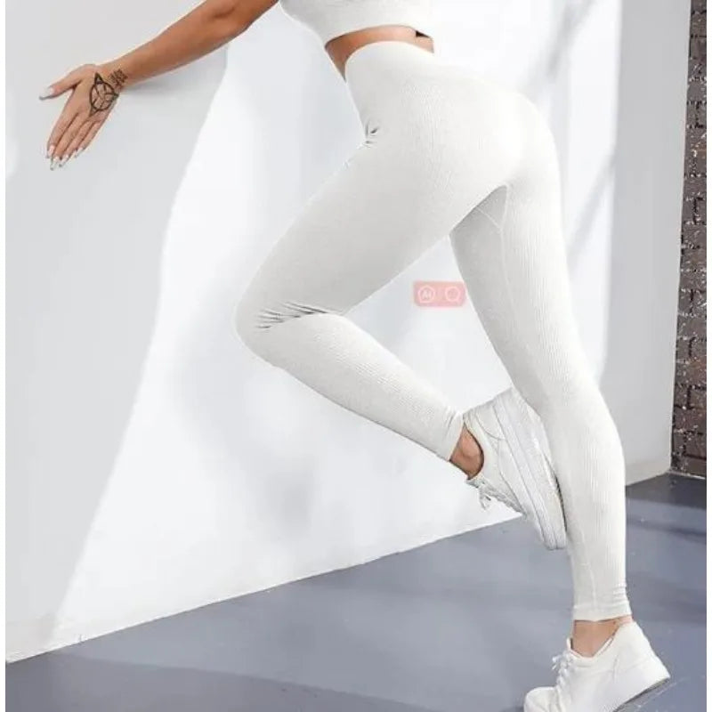 Seamless Slim Fit Gym Leggings