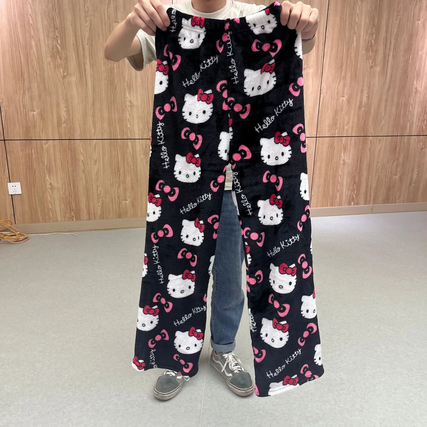 Sanrio Hello Kitty Lounge Trousers – Casual Homewear