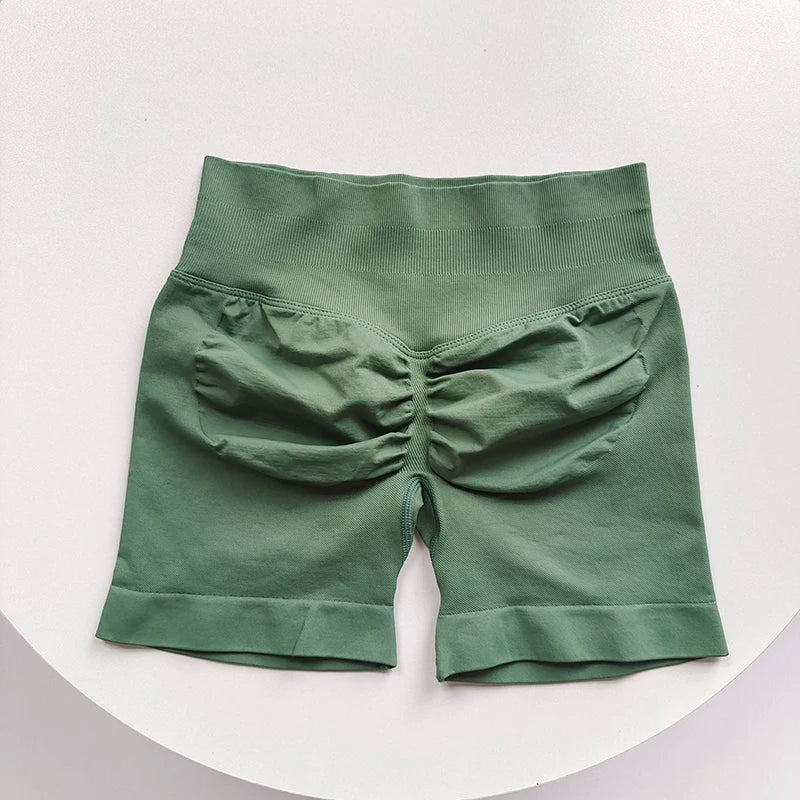 Butt-Lifting Seamless Gym Shorts – Flexible & Sculpting