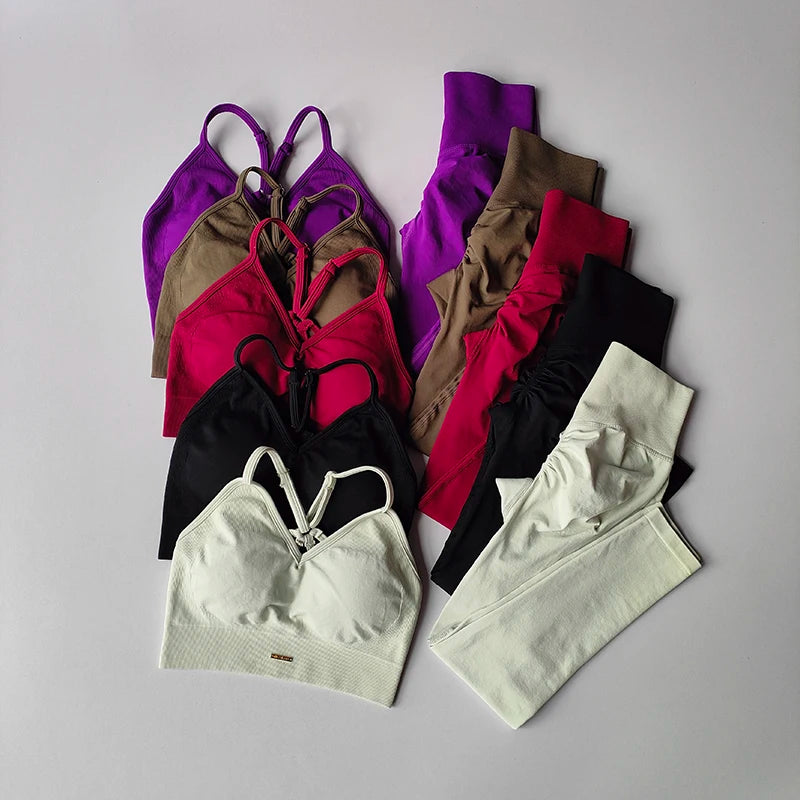 2-Piece Activewear Set – V-Neck Bra & Leggings