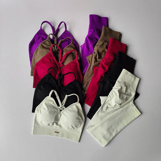 2-Piece Activewear Set – V-Neck Bra & Leggings