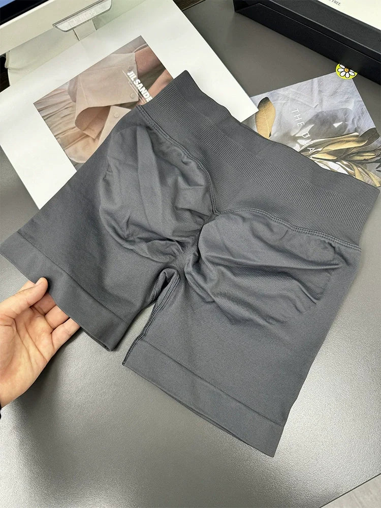 Butt-Lifting Seamless Gym Shorts – Flexible & Sculpting