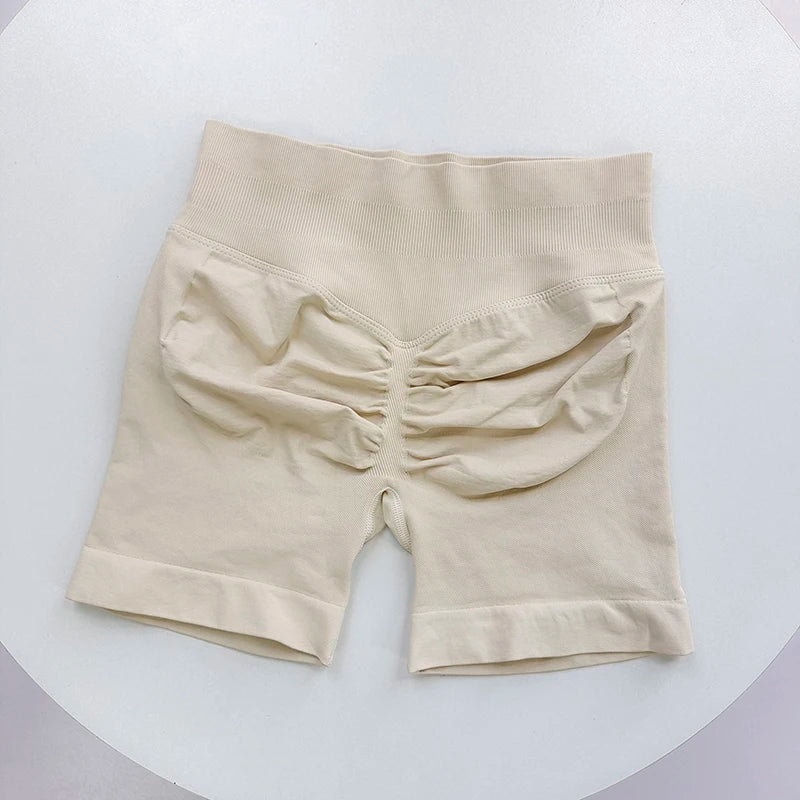 Butt-Lifting Seamless Gym Shorts – Flexible & Sculpting