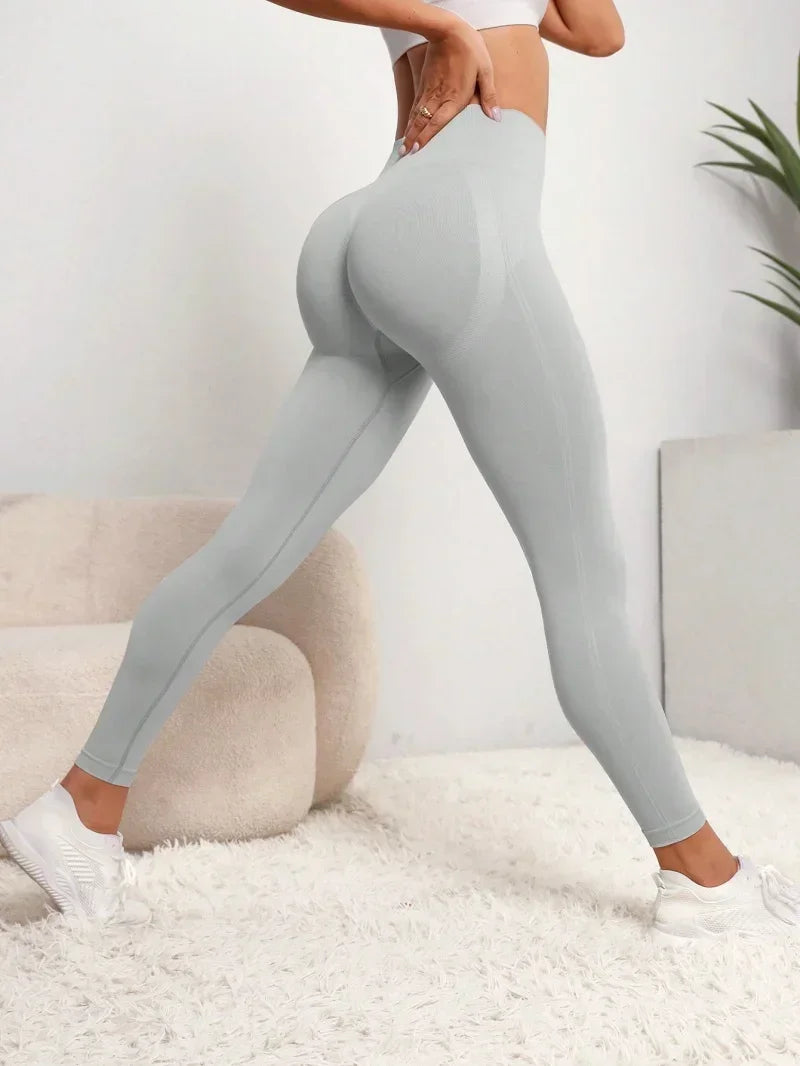 Ailune Women’s Seamless High-Waist Push-Up Leggings