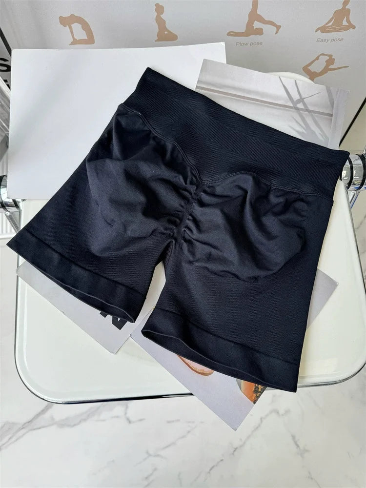 Butt-Lifting Seamless Gym Shorts – Flexible & Sculpting