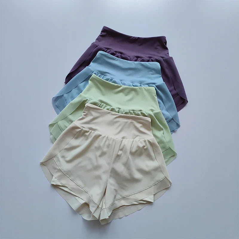 Double-Layer Fitness Shorts – Breathable & Lightweight